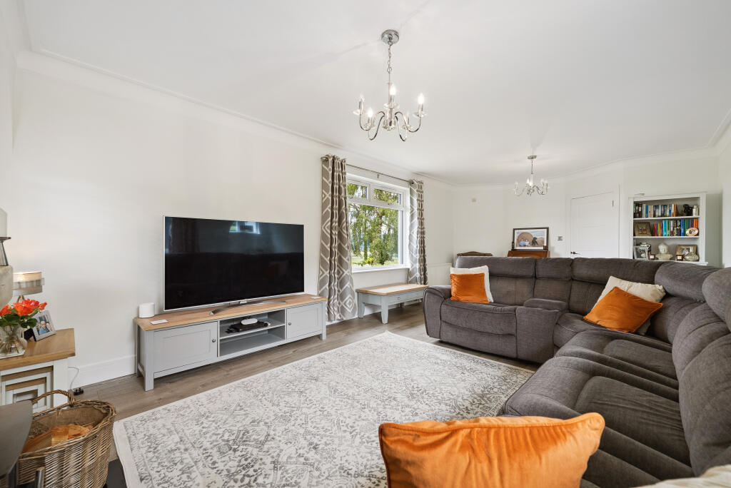 House in Falkirk - View 4