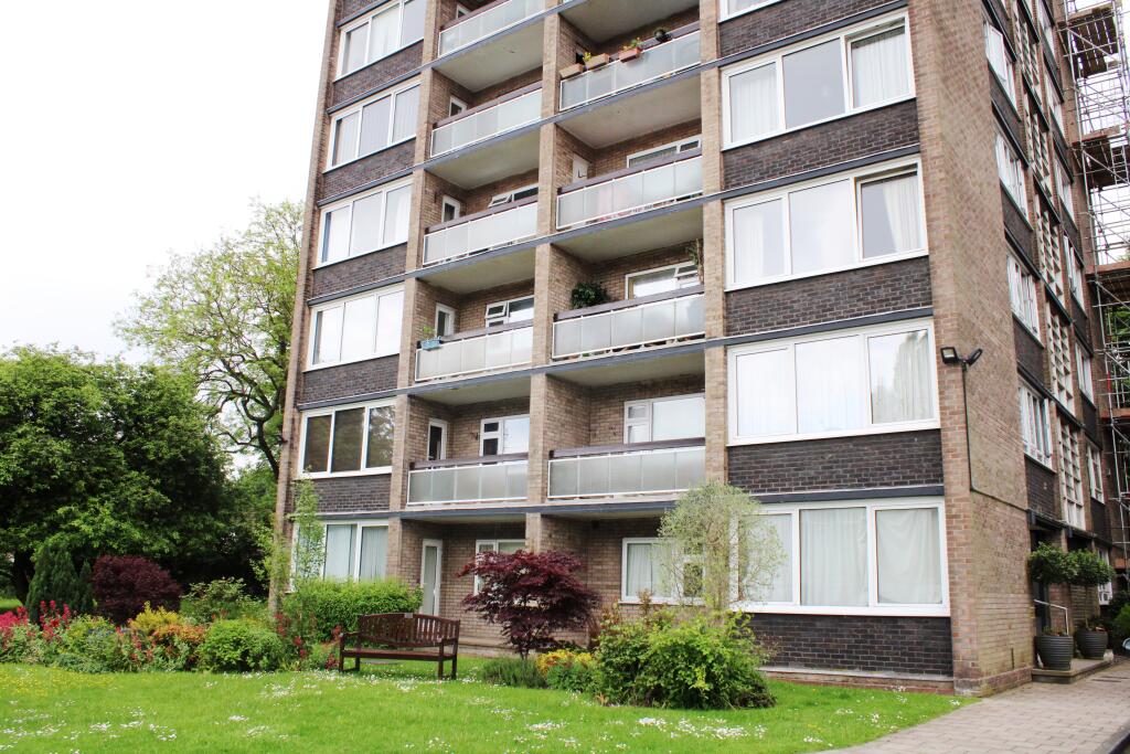 Main image of property: Elmwood Court, Pershore Road, B5 7PE