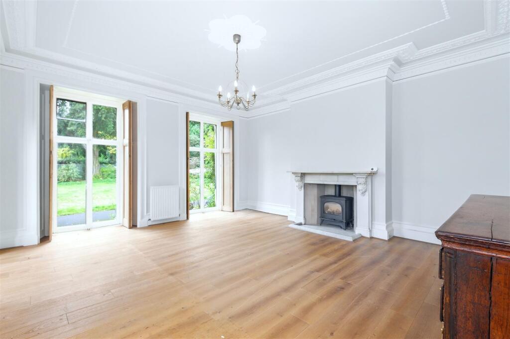 3 Kebroyd Hall, Kebroyd Lane, Ripponden, Sowerby Bridge, HX6 3HY - More