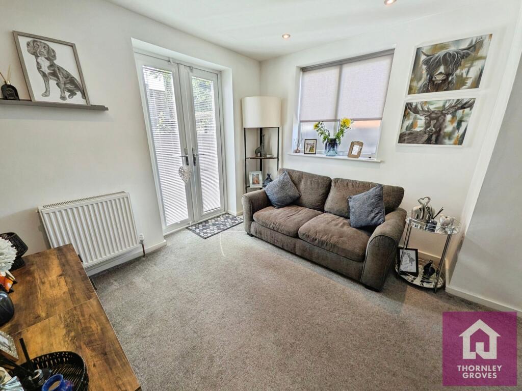 Vendale Avenue, Swinton, M27 - View 5
