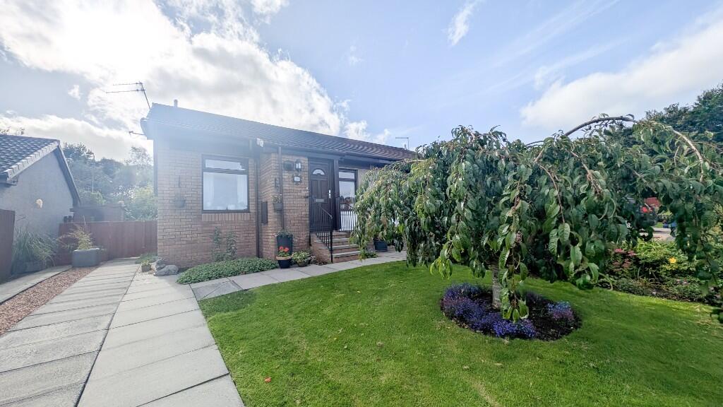 Main image of property: 19 Broomknowe, Balloch, Cumbernauld, G68