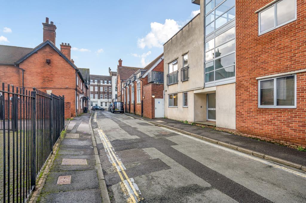 Main image of property: Newbury, Berkshire, RG14