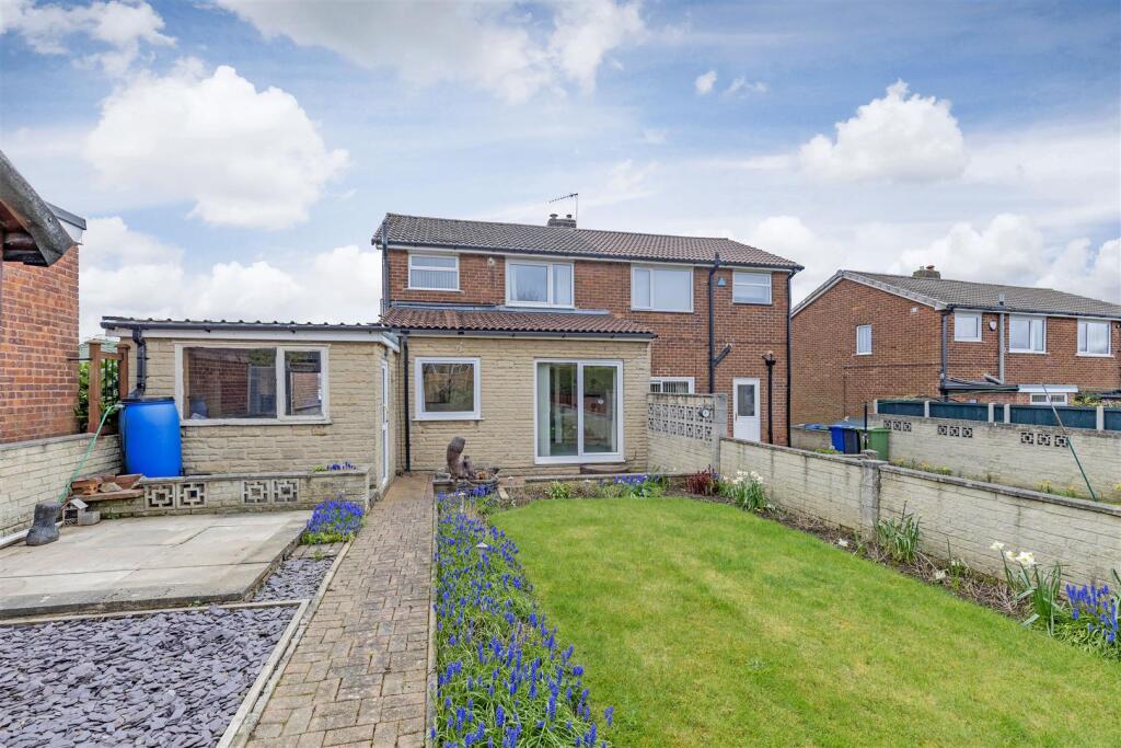 Cartmel Crescent, Dunston, Chesterfield photo 3