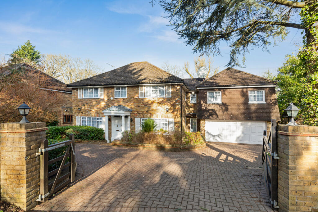 Main image of property: Warren Lane, Stanmore, HA7