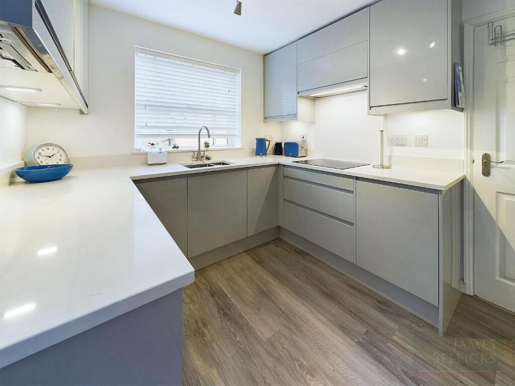 Scrivener Close, Bushby, Leicestershire photo 2