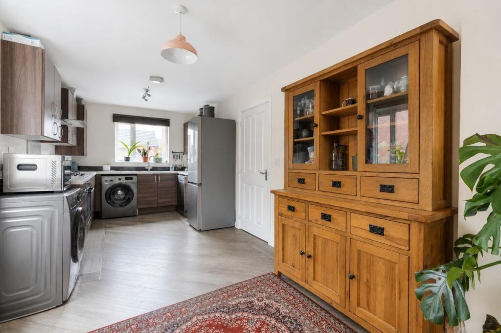House in Wootton, Bedford - View 5