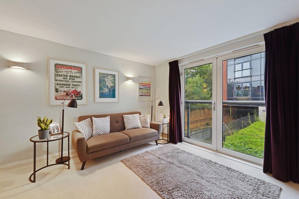 Main image of property: Great Dover Street, Ratcliffe Court Great Dover Street, SE1
