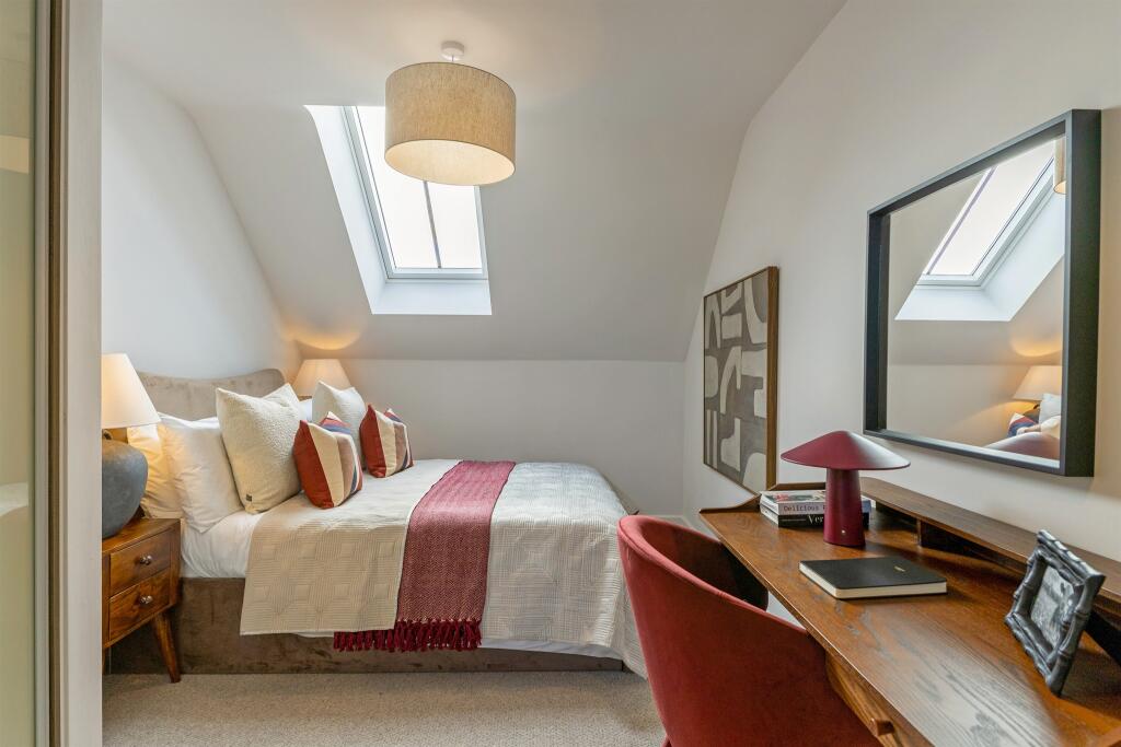 Apartment in Manningtree, Mistley - More