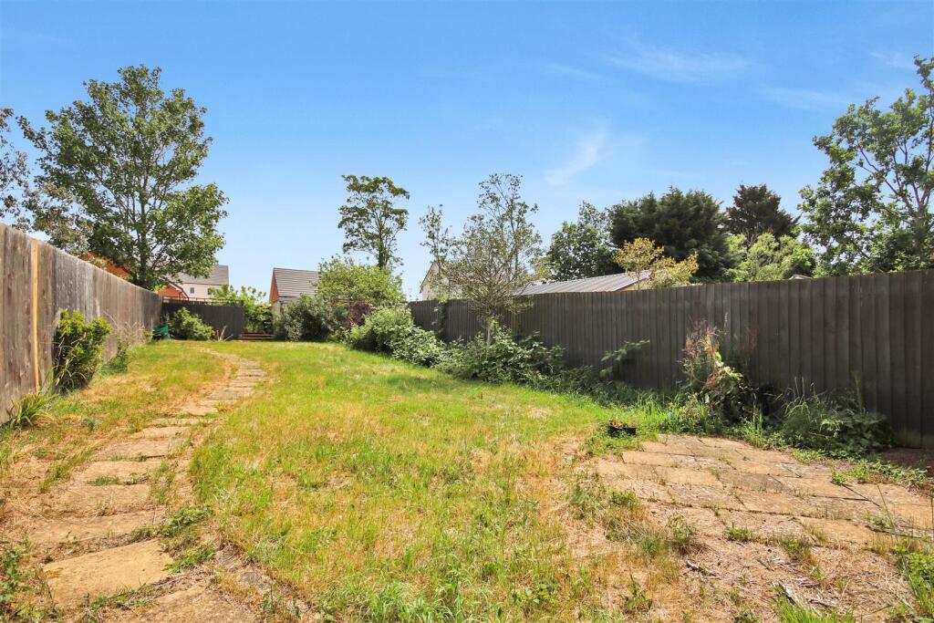 NN10, Rushden Road, Wymington - View 4