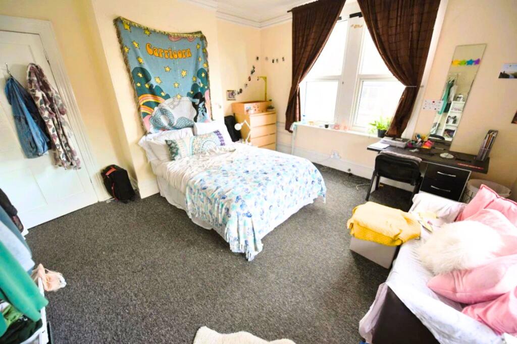 Main image of property: Woodsley Road, Leeds, LS3