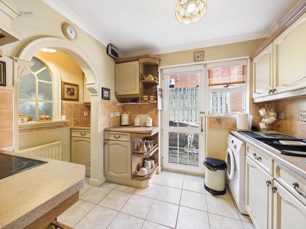 Betteridge Drive, Sutton Coldfield, B76 photo 5