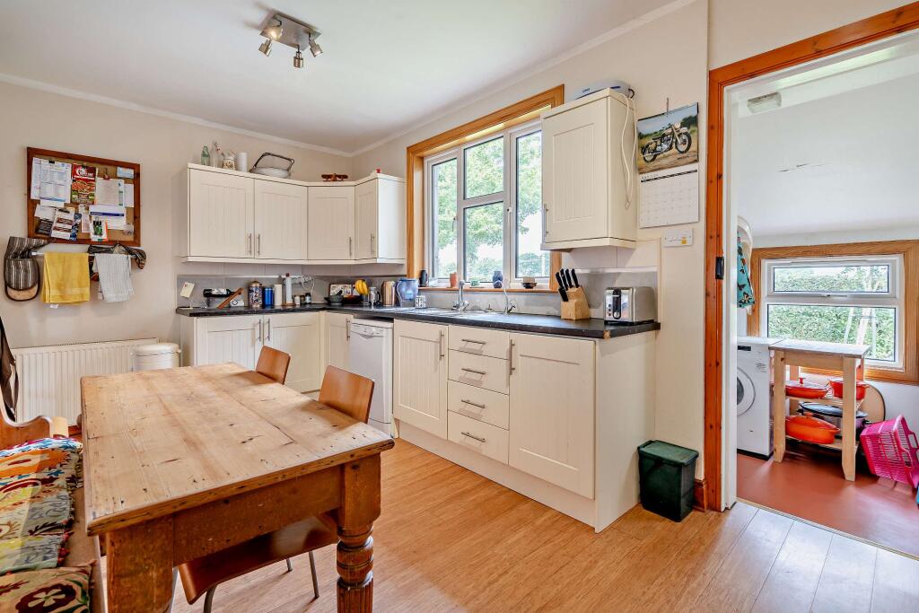 House in Burrelton, Whitelea - View 4