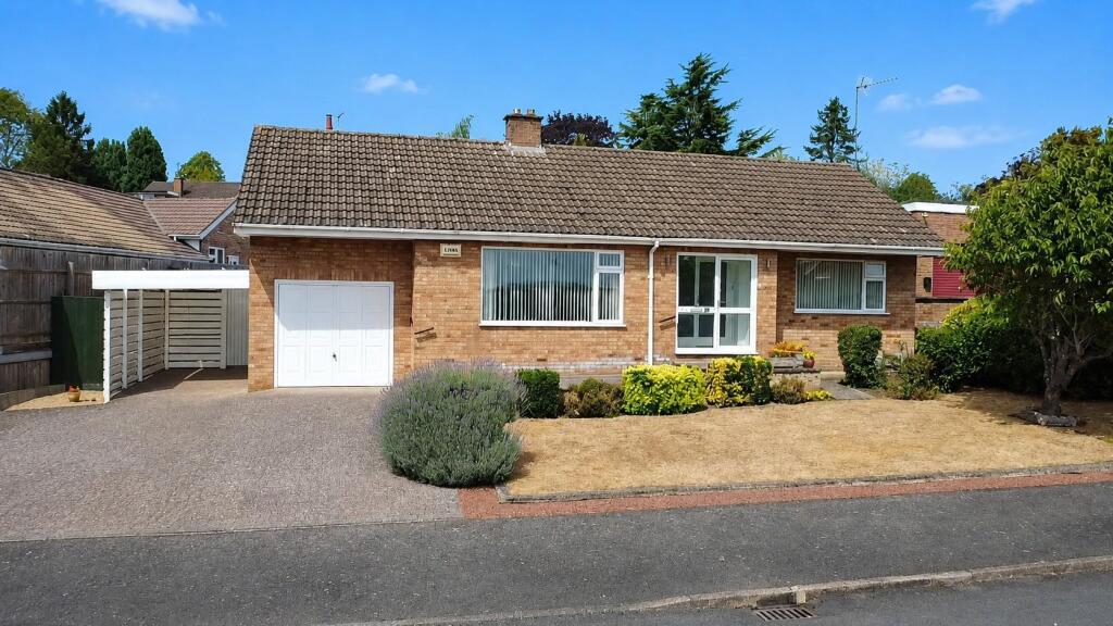 Main image of property: Glenfield Drive, Great Doddington, Northamptonshire NN29