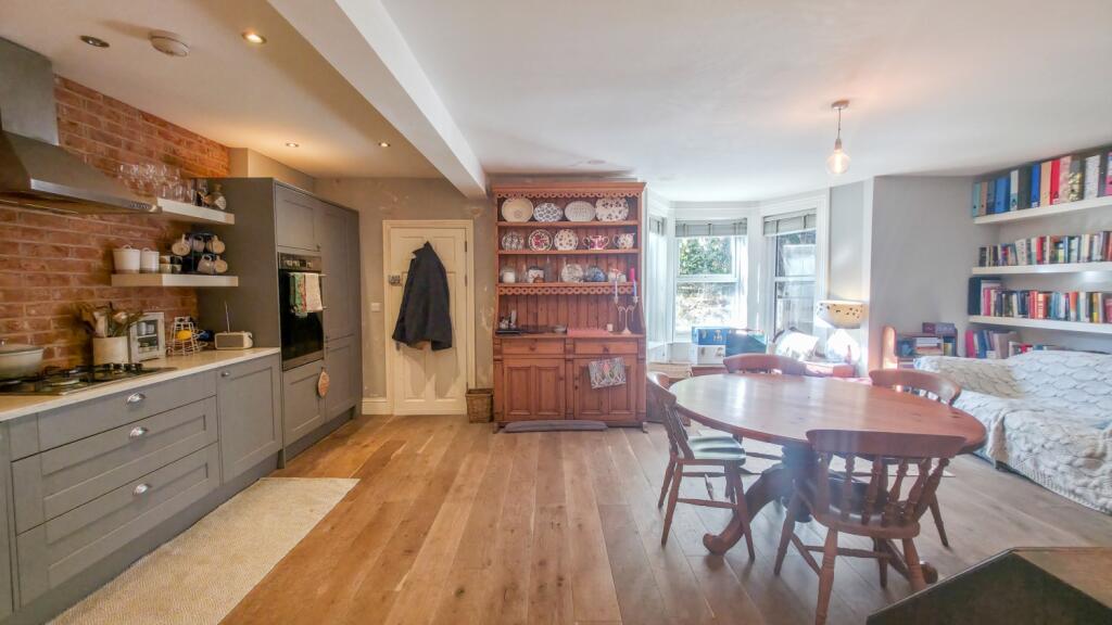 Apartment in London, Glyndon, Shooters Hill - View 5