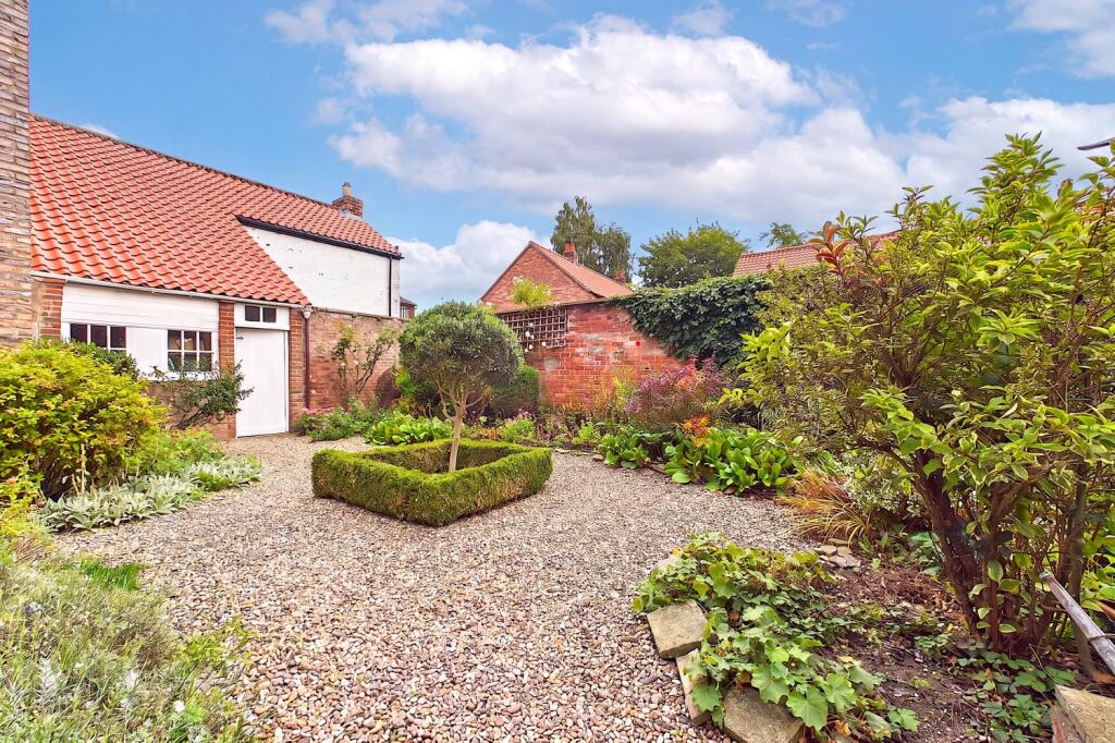 House in York - More