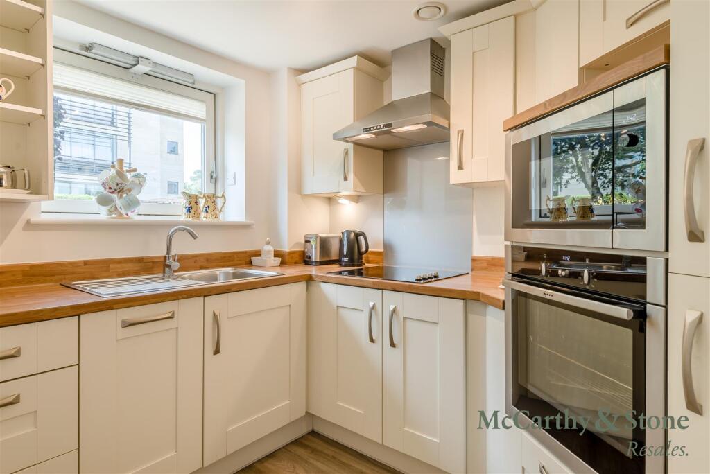 Apartment in Cotswold, Chesterton, Cirencester - View 4