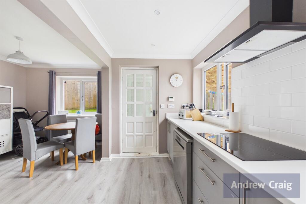 House in Gateshead, Eighton Banks, Wrekenton - More
