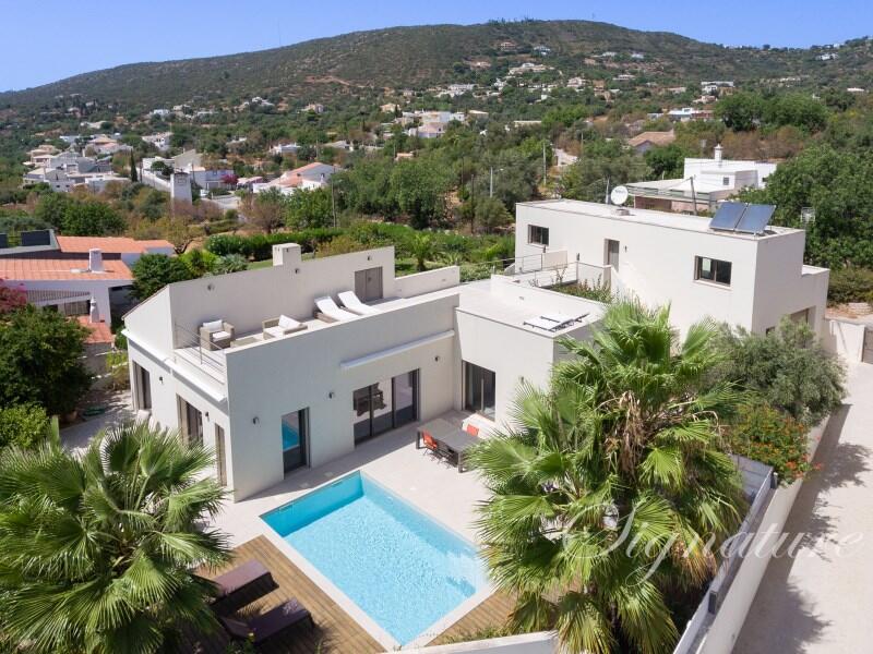 Main image of property: Algarve, Santa Bárbara de Nexe