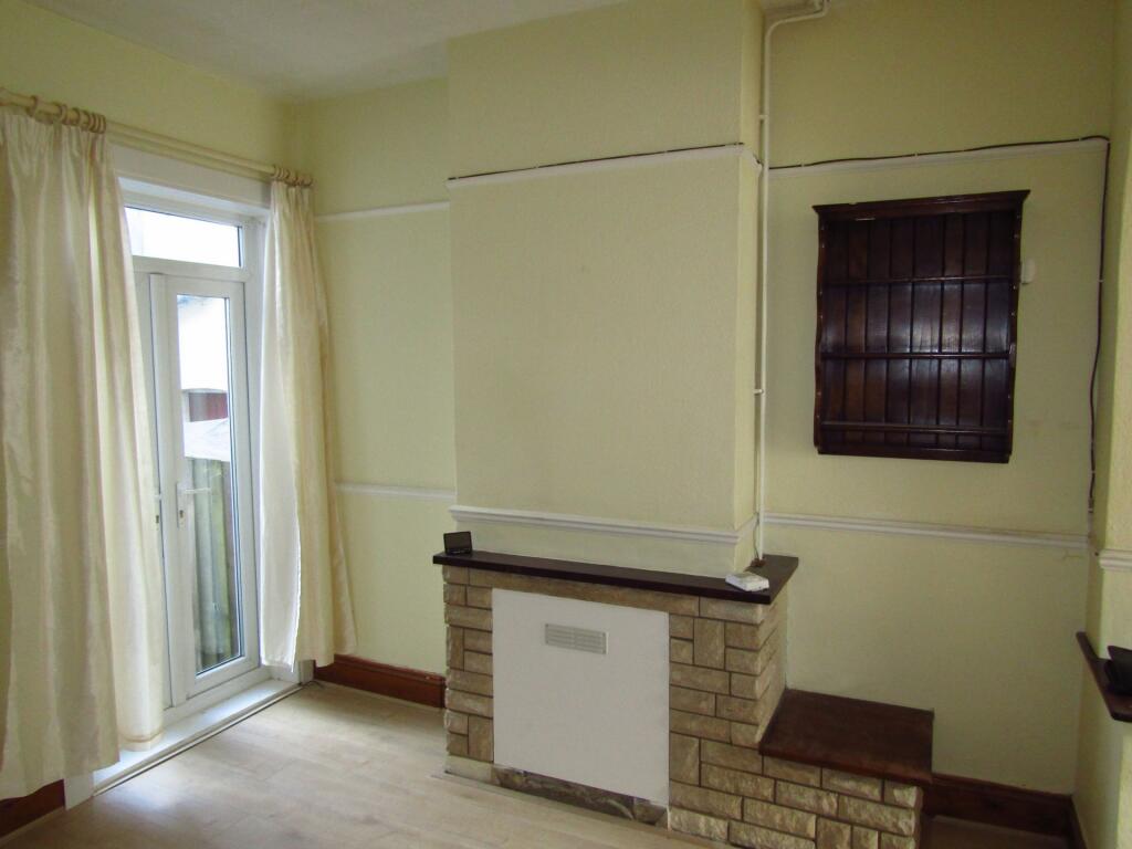 House in Ipswich - View 3
