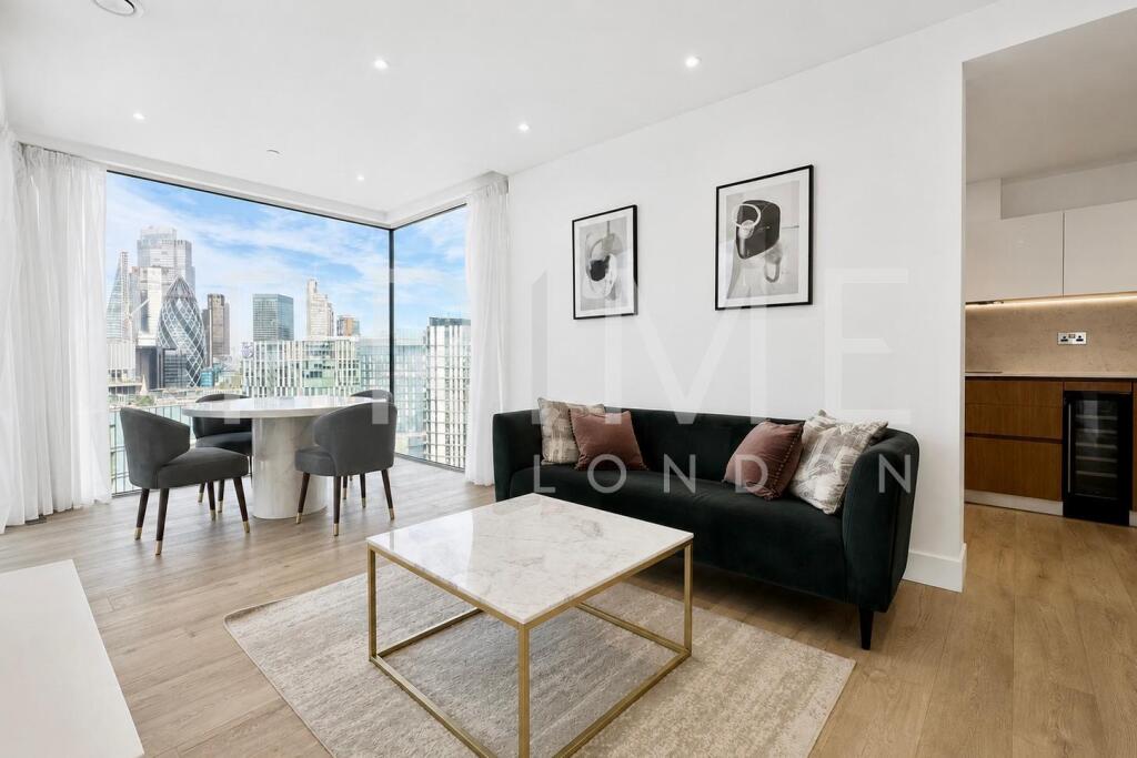 Main image of property: Cassia House, 30 Piazza Walk, Goodman’s Fields