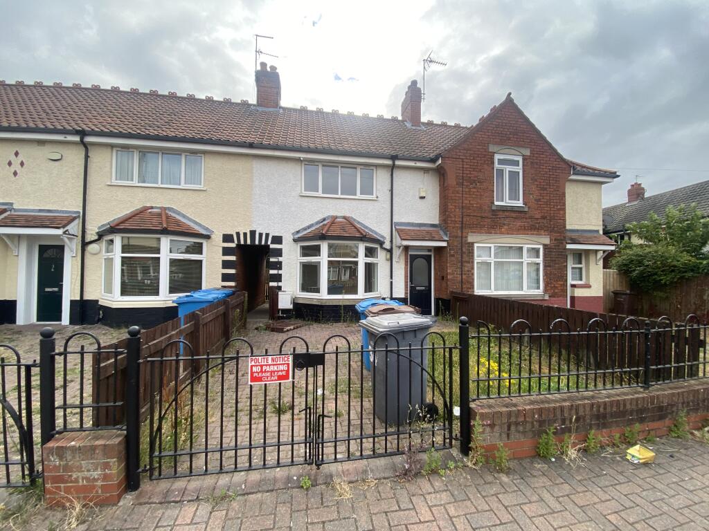 Main image of property: 34 31ST Avenue, Hull, East Riding of Yorkshire HU6 8BZ