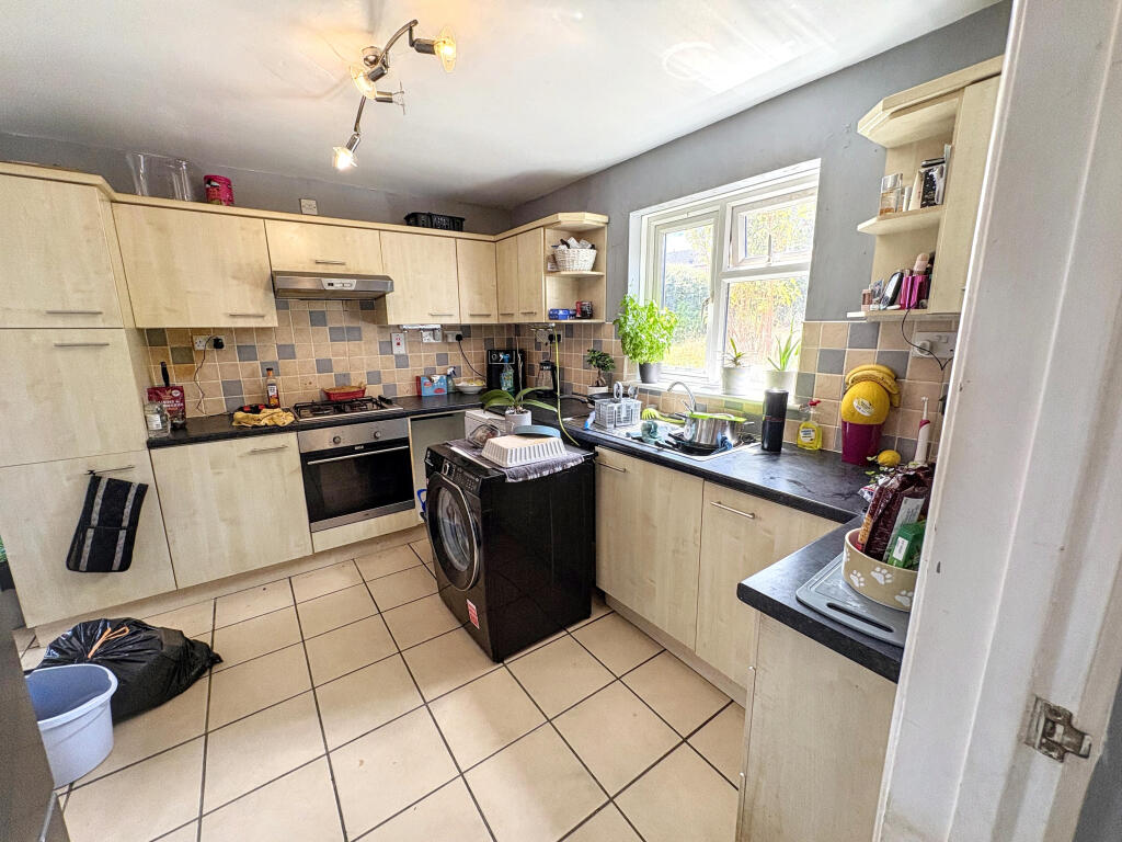 Bayard Road, Weymouth, Dorset photo 2