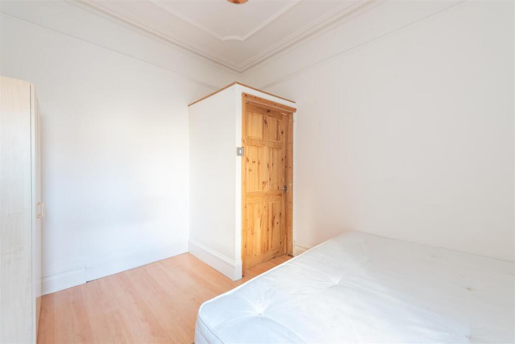 2 bedroom ground floor flat for rent