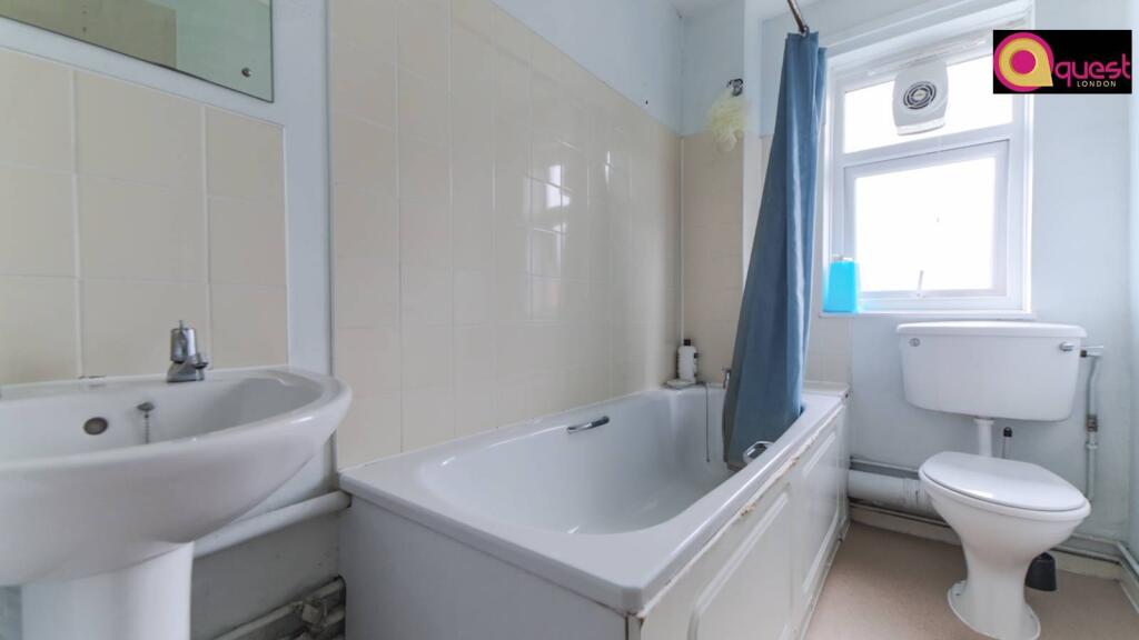 4 bedroom terraced house for rent