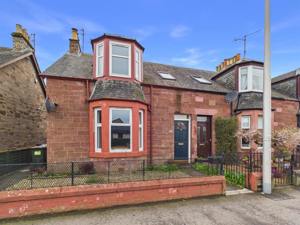 Main image of property: Cluny Cottage, 30 Feus Road, Perth, PH1 2BA