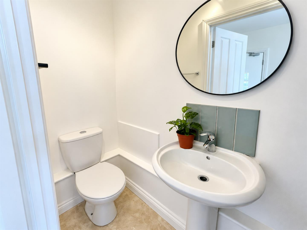 House in Bristol, Wapping Wharf, Southville - View 4