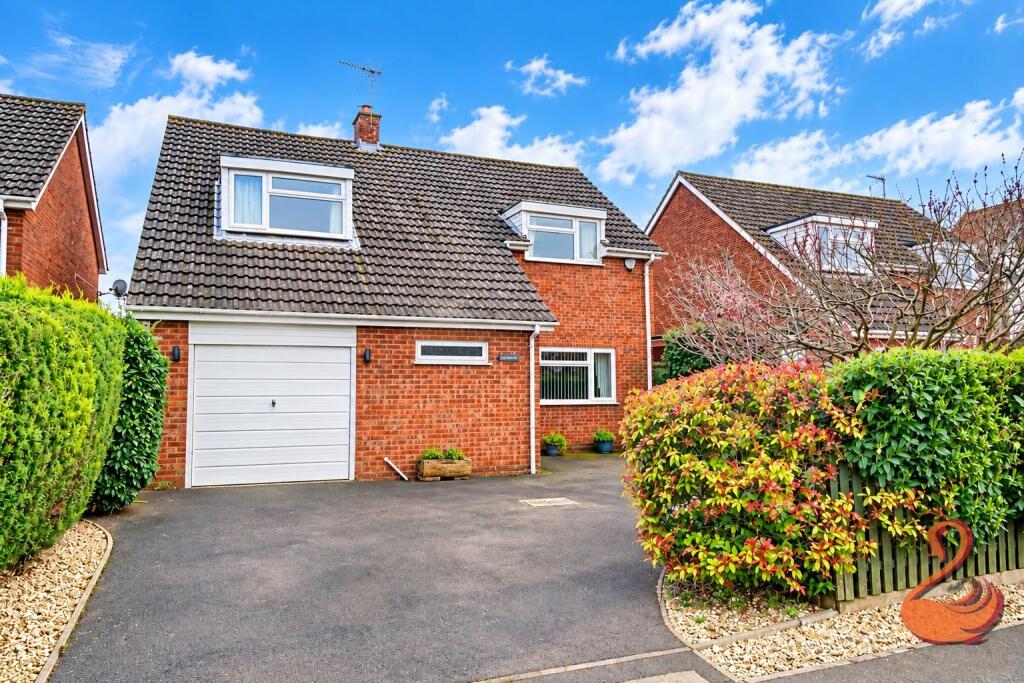 Main image of property: Main Street, Offenham, Evesham