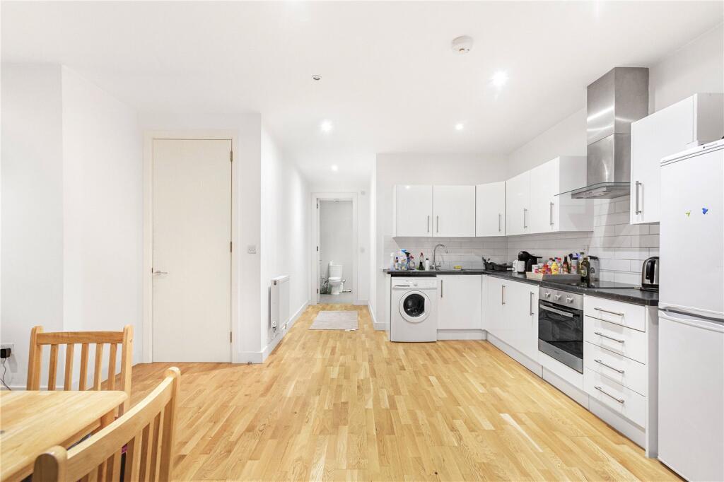 Apartment in London - View 4