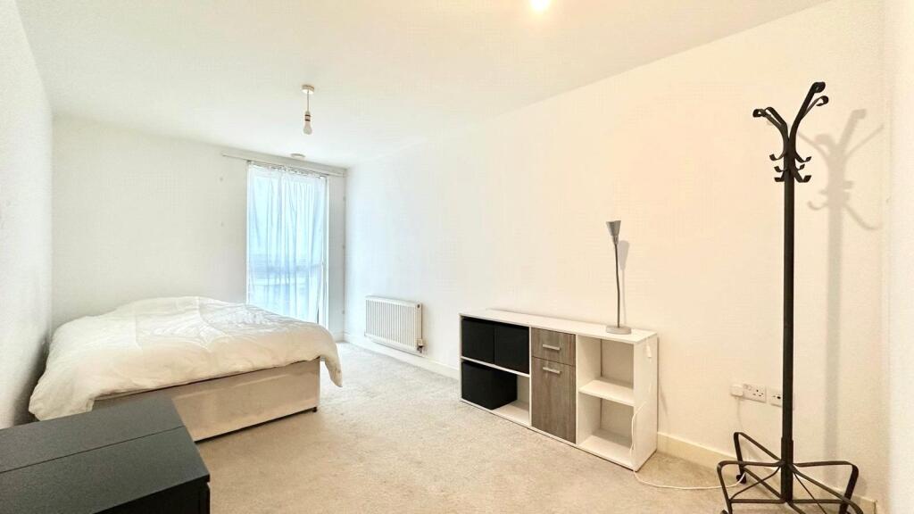 Apartment in London - View 2