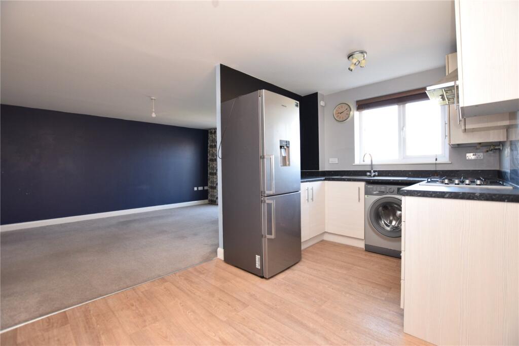 Apartment in Leeds, West Yorkshire - View 4