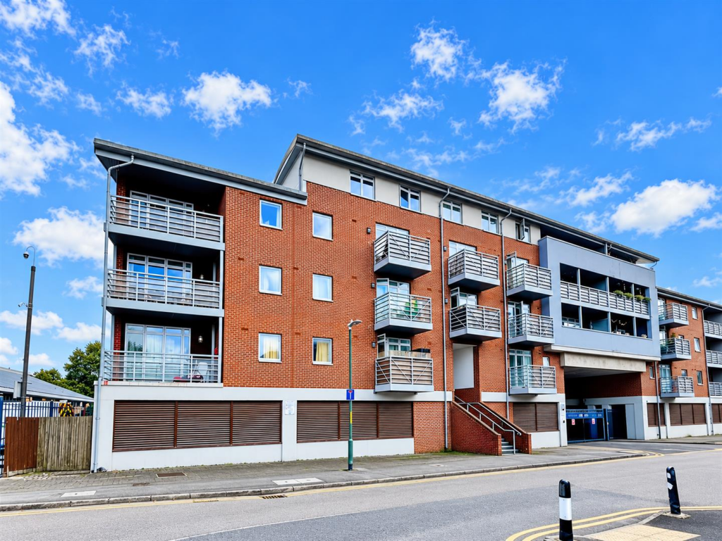 Main image of property: Kingfisher Meadow, Maidstone