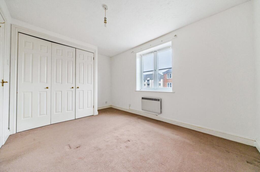 Apartment in East Hampshire, Ashdell, Alton - View 4