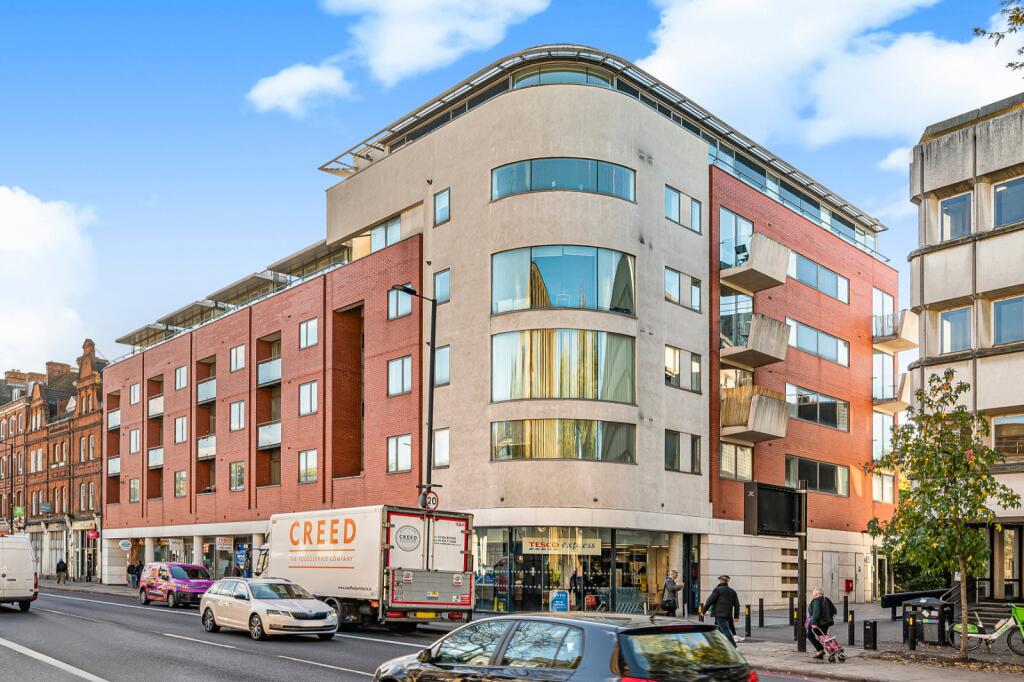 Main image of property: Holloway Road,
Islington, N7