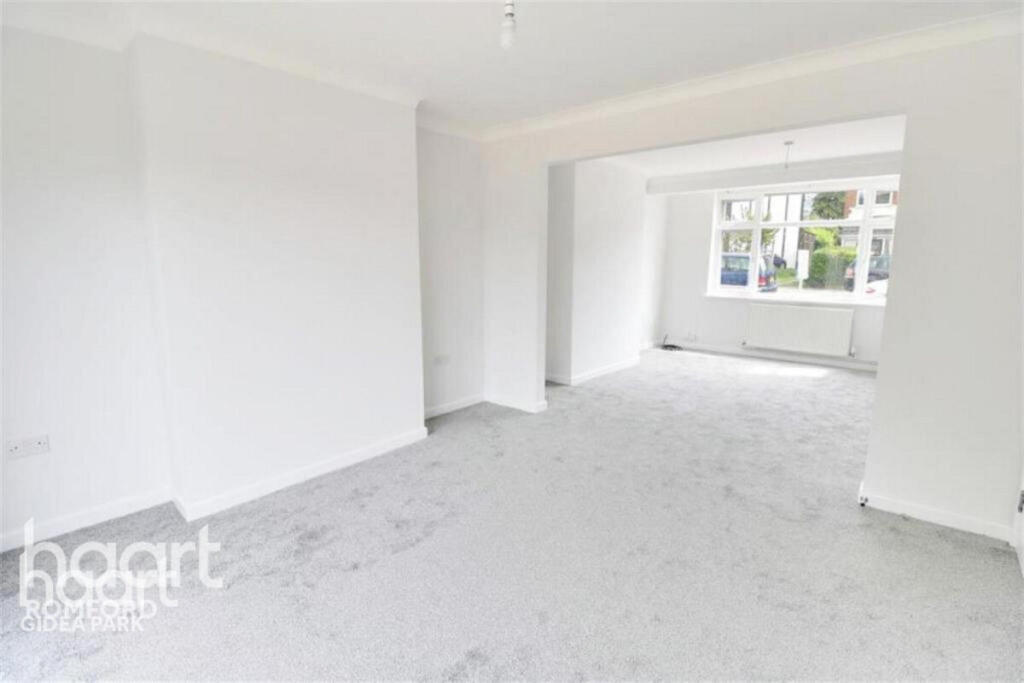 House in London - View 3