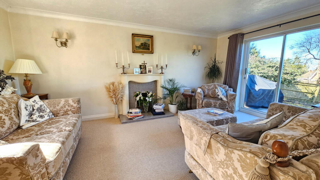 House in Basingstoke and Deane, Kingsclere - View 4