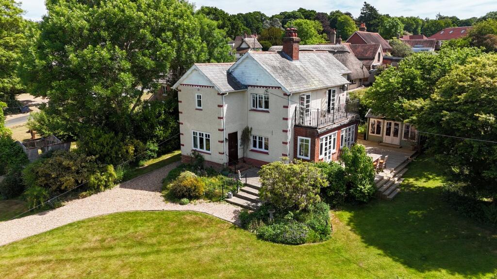 Main image of property: The Common, Woodgreen, Fordingbridge, SP6