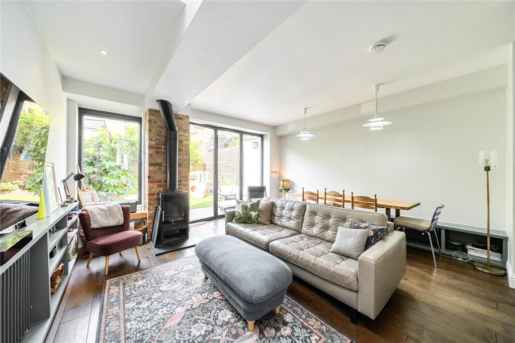 House in London - View 4
