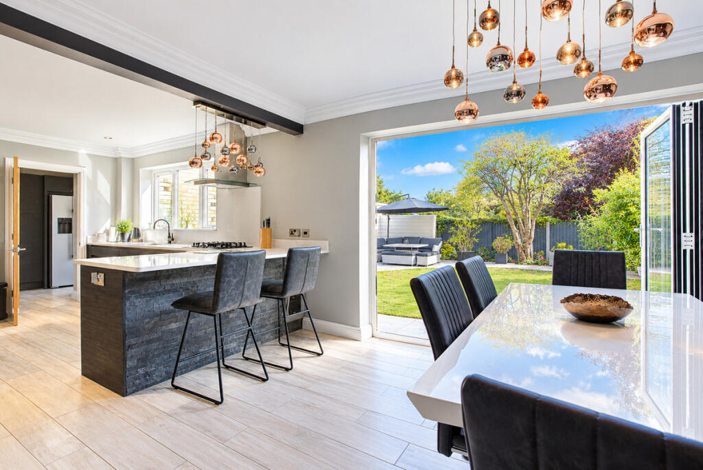 House in Southend-on-Sea - View 5