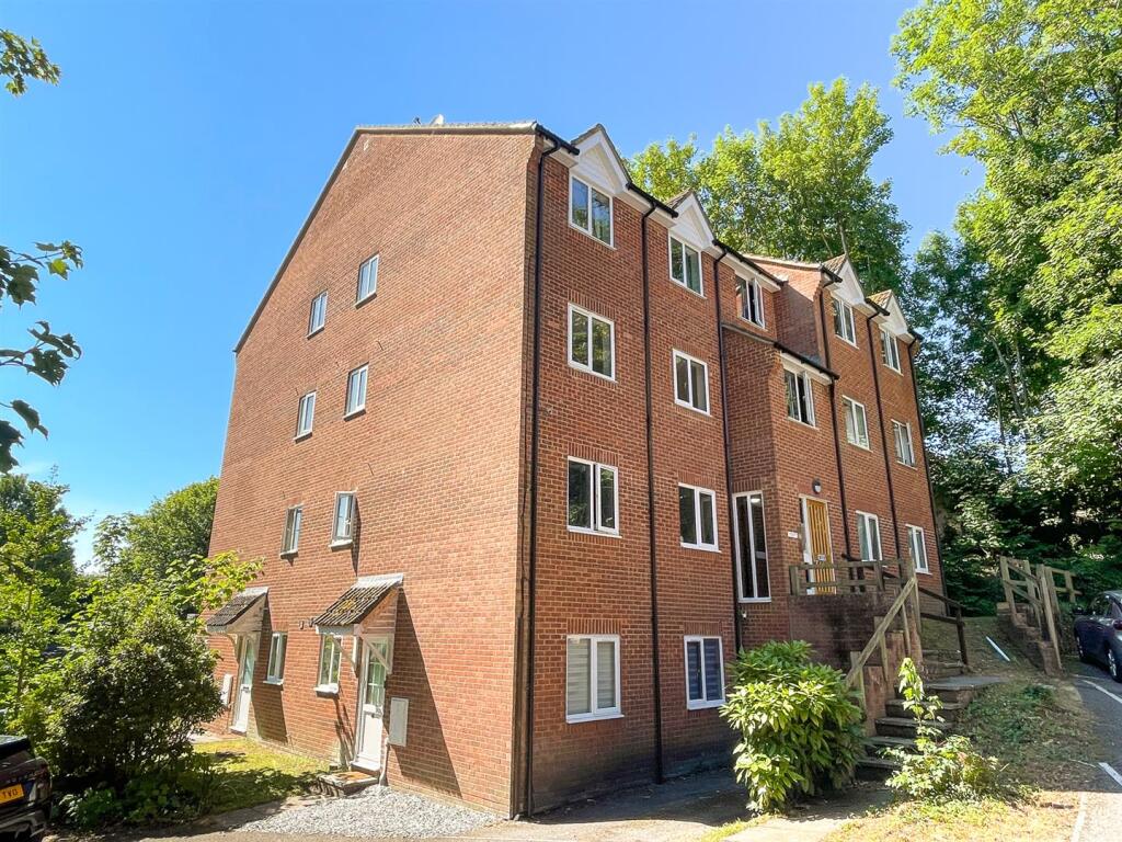 Main image of property: Sarum Close, Salisbury