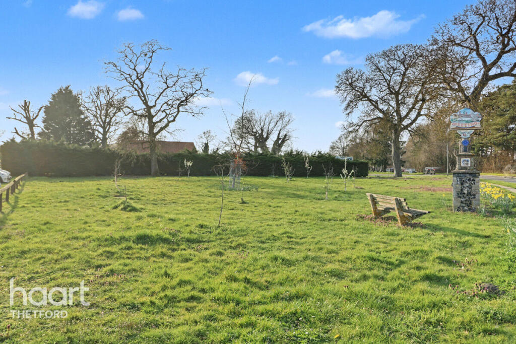 Main image of property: The Row, Weeting