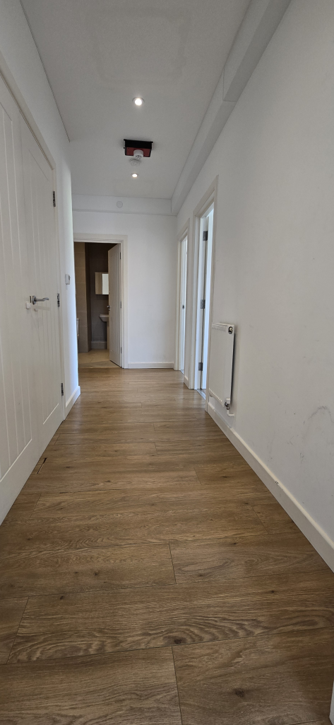 Apartment in Slough - View 4