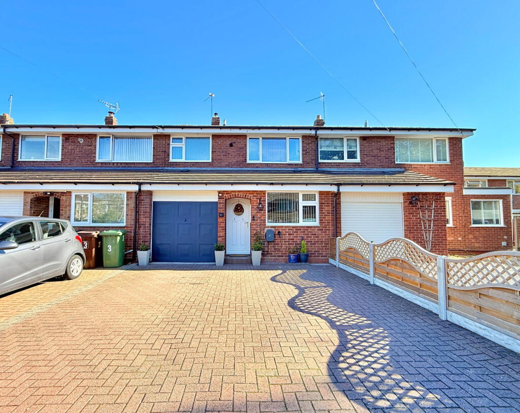 3-bed terraced on Ashorne Close, Hall Green, £290,000