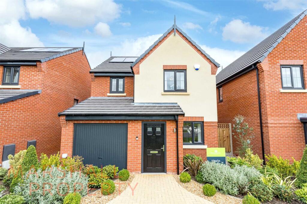 3-bed detached on Elderfield Drive, Winsford, Cheshire, CW7, £275,000