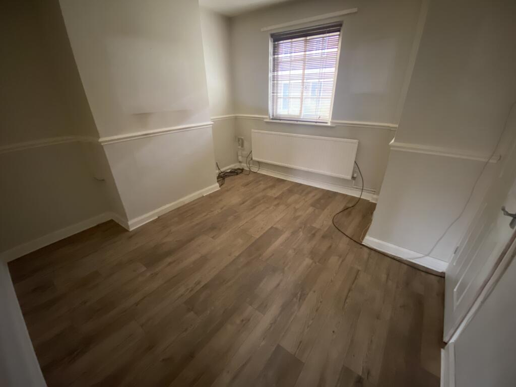 12 Winn Street, Scunthorpe DN16 1TB photo 3