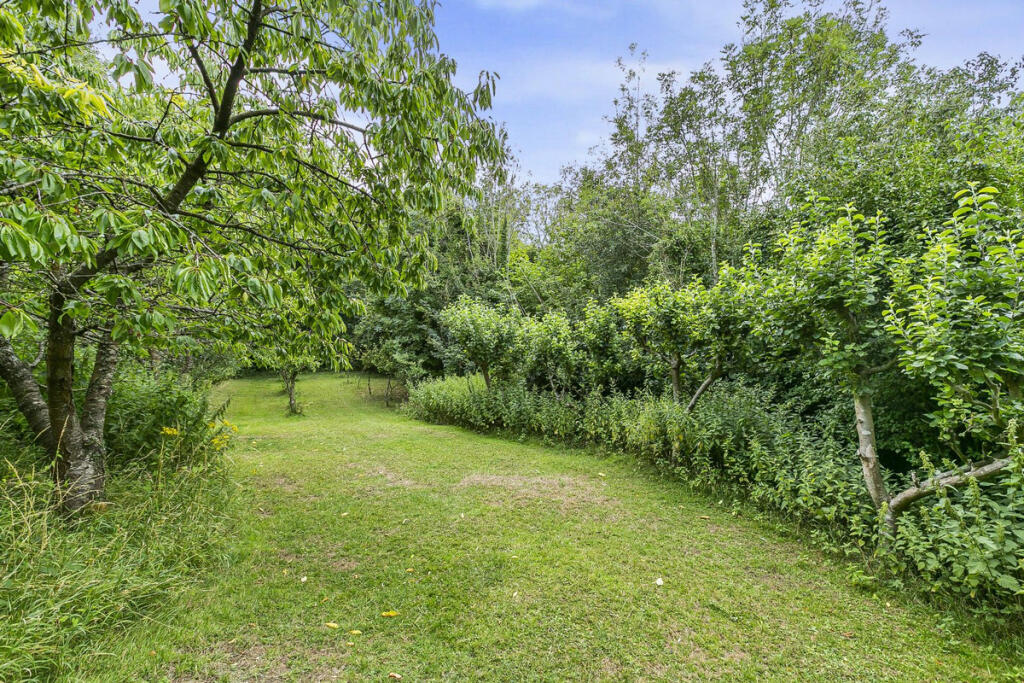 Luxted Road, Orpington, BR6 photo 3