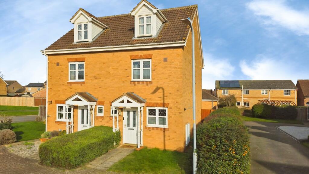 Main image of property: Redwood Avenue, Southfields, Sleaford, NG34
